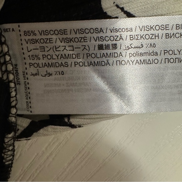 Mango side slit dress in black and white floral print size L - Picture 12 of 12